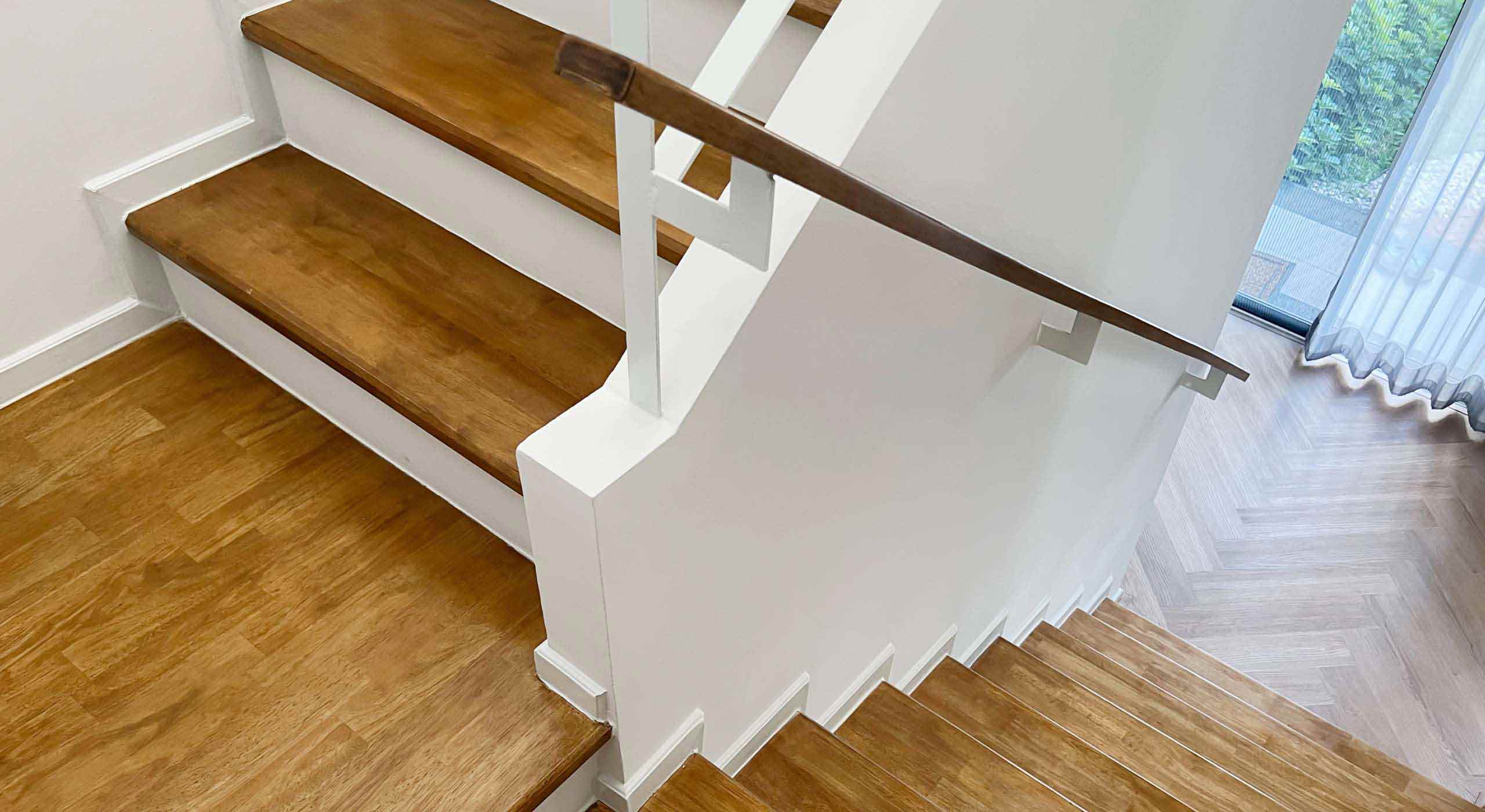 Treppen Sockelleisten Holz Detail von Patrikett München Germering